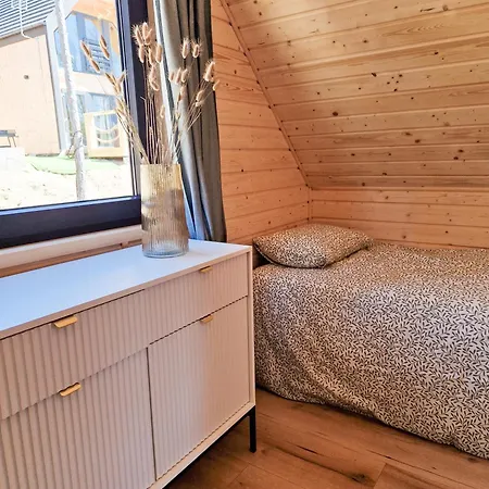 Przystanek Wdzydze Perla Jezior *